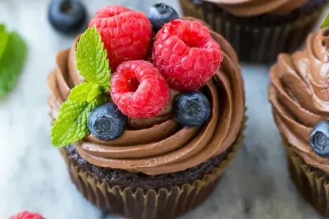 Ile waży muffinka czekoladowa? Zaskakujące różnice w wadze!