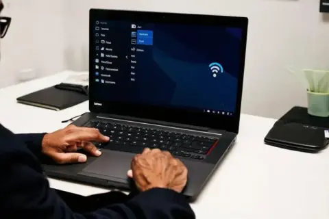 Jak włączyć Wi-Fi na laptopie i uniknąć problemów z połączeniem