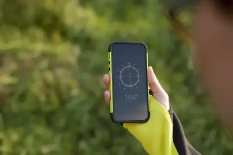 Kompas cyfrowy w telefonie – co to jest i jak go używać w praktyce