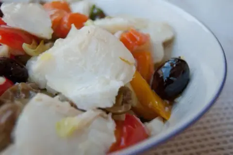 Salade de morue : Maîtrisez la recette parfaite et ses variantes