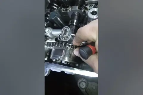 Toyota Avensis T25 1.8: Kiedy wymiana łańcucha rozrządu? Prawda!