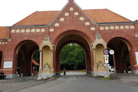Jak sprawdzić datę pogrzebu w Szczecinie i uniknąć nieporozumień
