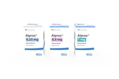Trzy opakowania leku Alprox o różnych dawkach: 0,25 mg, 0,5 mg i 1 mg. Każde zawiera 30 tabletek.