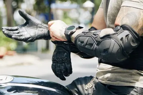 Idealne rękawice motocyklowe? Zmierz i dopasuj jak pro!