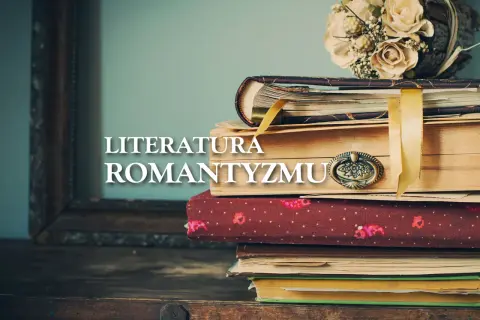 Stos starych książek, ozdobiony bukietem suszonych kwiatów, przywołuje ducha romantyzmu w sztuce.