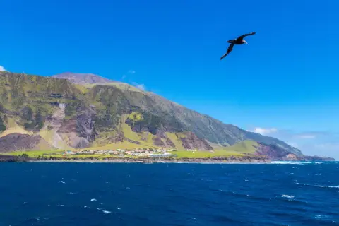 Kto odkrył wyspę Tristan da Cunha? Fascynująca historia jej odkrycia