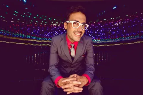 DJ Adamus: Kim jest gwiazda "Jaka to melodia?" i jego kariera