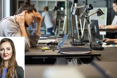 Man med huvudvärk vid skrivbordet, illustration av en kvinna. Hur uppnår man jobb utan stress?