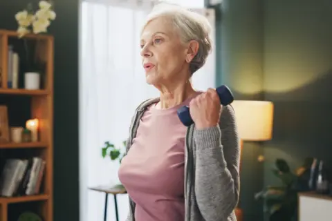 Jak wzmocnić seniora? Sprawdzone metody dla zdrowia i energii
