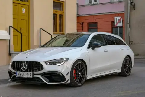 Mercedes CLA Shooting Brake: Wady, zalety, ceny. Czy to auto dla Ciebie?