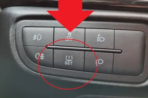 Jak zresetować czujnik ciśnienia w oponach Toyota Corolla bez problemów