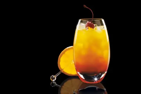 Z czym pić tequilę w drinku? Najlepsze składniki i przepisy