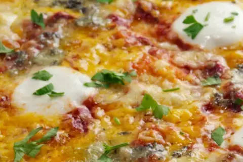 Maîtrisez la pizza 4 fromages : votre guide pour une recette divine
