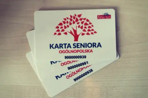 Ogólnopolska karta seniora - zniżki i uprawnienia, które warto znać