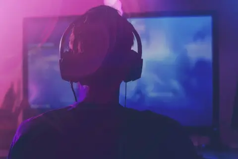 Jak Esportnow.pl łączy pasję do gier z profesjonalnym dziennikarstwem
