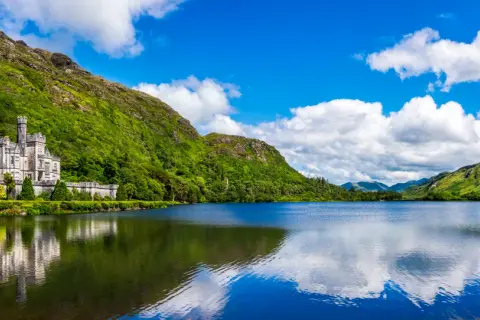 Ile kosztuje prom do Irlandii? Ceny biletów i najlepsze trasy