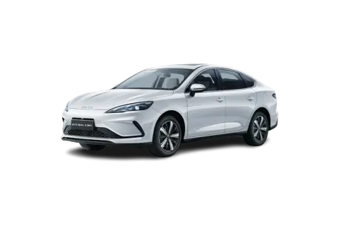 Biały BYD Seal 5 DM-i, elegancki sedan z nowoczesnym designem, gotowy na jazdę.