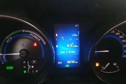 Toyota Yaris: pojemność baku, zasięg, rezerwa. Czy 900 km?
