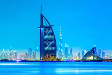 Wizzair do Dubaju: Jakim samolotem lecieć i co warto wiedzieć?