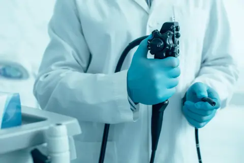 Gastroskopia NFZ Wrocław: Jak znaleźć najszybszy termin? Poradnik