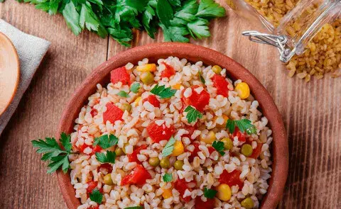 Bulgur lekkostrawny? Ekspert radzi, kiedy uważać na żołądek