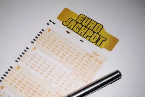 Do której zakłady Eurojackpot? Sprawdź godziny zakupu kuponów