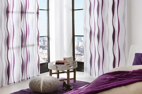 Moderne Gardinen für das Wohnzimmer: Stilvolle Ideen und Tipps