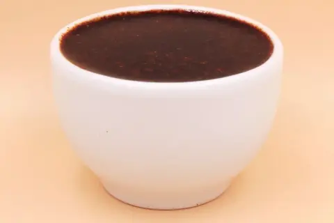 Jak zrobić idealny sos balsamiczny? Sprawdzony przepis i porady!