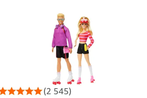 Barbie och Ken på rullskridskor, redo för en filmkväll.