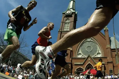 Maraton: Dystans 42,195 km dlaczego właśnie tyle?