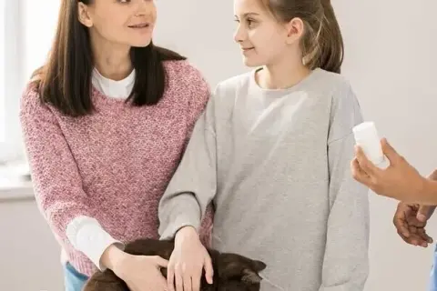 Ile kosztuje odrobaczanie kota? Sprawdź ceny i metody w Polsce