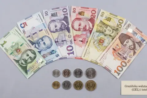 Gruzińskie lari i tetri, waluta używana w Kutaisi. Ceny w Gruzji są zróżnicowane, ale te banknoty i monety pomogą Ci w zakupach.