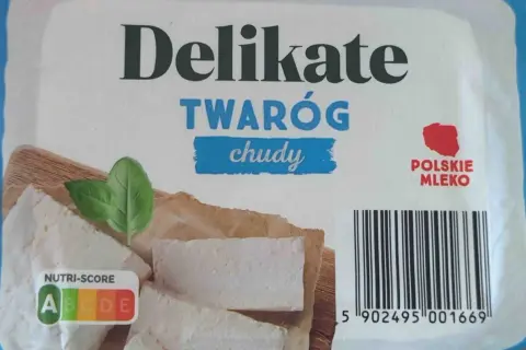 Delikate twaróg chudy, idealny do lekkich posiłków. Na opakowaniu widnieje symbol Nutri-Score A.
