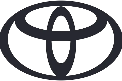 Logo Toyoty, symbolizujące japońskie korzenie i globalną obecność marki.