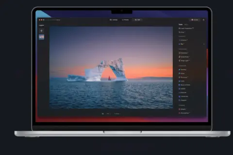Luminar Neo edytuje zdjęcie lodowca z żaglówką. Widok narzędzi edycyjnych.
