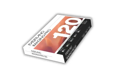 Confezione di carta Fabriano Imaging Pro 120, ideale per stampe digitali professionali.