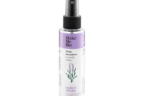 Woda lawendowa na trądzik Make Me Bio. Delikatny spray z lawendą, idealny do pielęgnacji cery problematycznej.