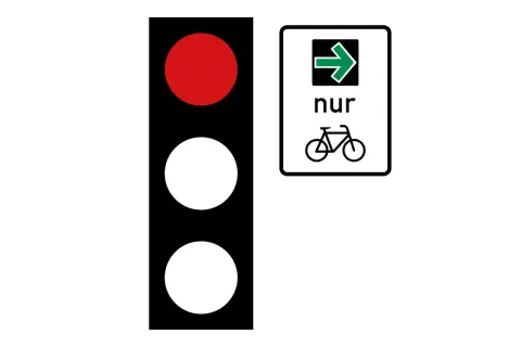 Rote Ampel zeigt Stopp an. Ein Schild mit Pfeil nach rechts und Fahrradsymbol bedeutet: Nur Radfahrer dürfen hier weiterfahren. Wer hat Vorfahrt?