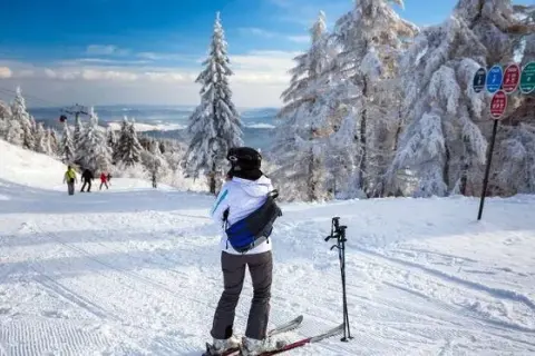 Najlepsze serwisy narciarskie w Krakowie - znajdź idealny dla siebie