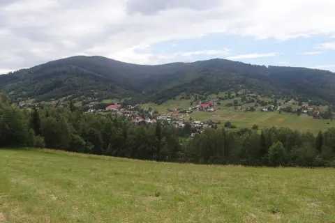 Atrakcje w Sopotni Wielkiej: Odkryj ukryte skarby Beskidów