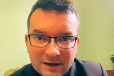 Czy oglądanie filmów od 16 lat to grzech? Poznaj moralne dylematy