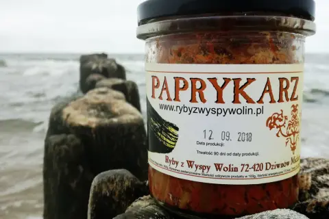 Autentyczny paprykarz z Wyspy Wolin: Gdzie kupić i jak rozpoznać?