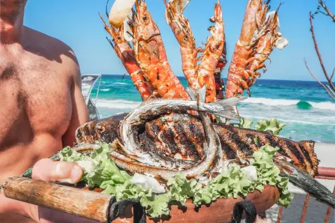 Gdzie zjeść w Nessebar? Najlepsze restauracje i smaki, które musisz spróbować