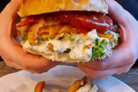 Burger & Co Kielce - najlepsze burgery w mieście, które musisz spróbować