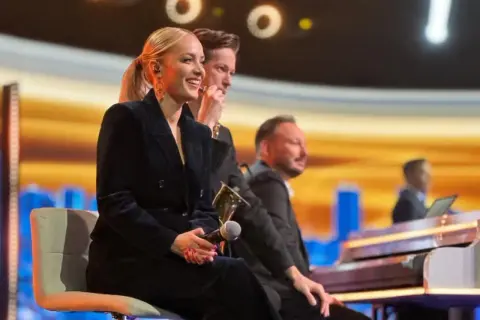 Jaka to melodia super band wokalistka? Nowe zmiany w składzie i hity