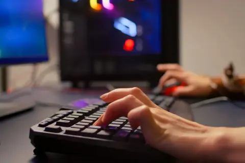 Zdrapki, loterie, gry online: co wybrać? Przewodnik 2024