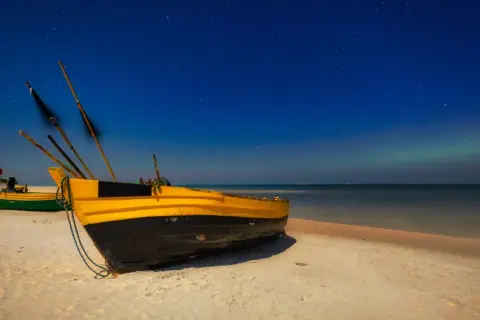 Gdzie najbliżej nad morze z Poznania? Odkryj najlepsze miejsca na plażę