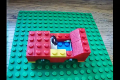 Co można zbudować z klocków LEGO? Inspiracje i darmowe instrukcje