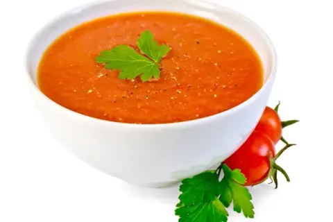 Zupa pomidorowa: Ile ma kalorii? Zrób ją fit bez wyrzutów sumienia!
