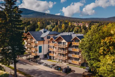 Aparthotel vs Hotel: Kluczowe Różnice i Jak Wybrać?